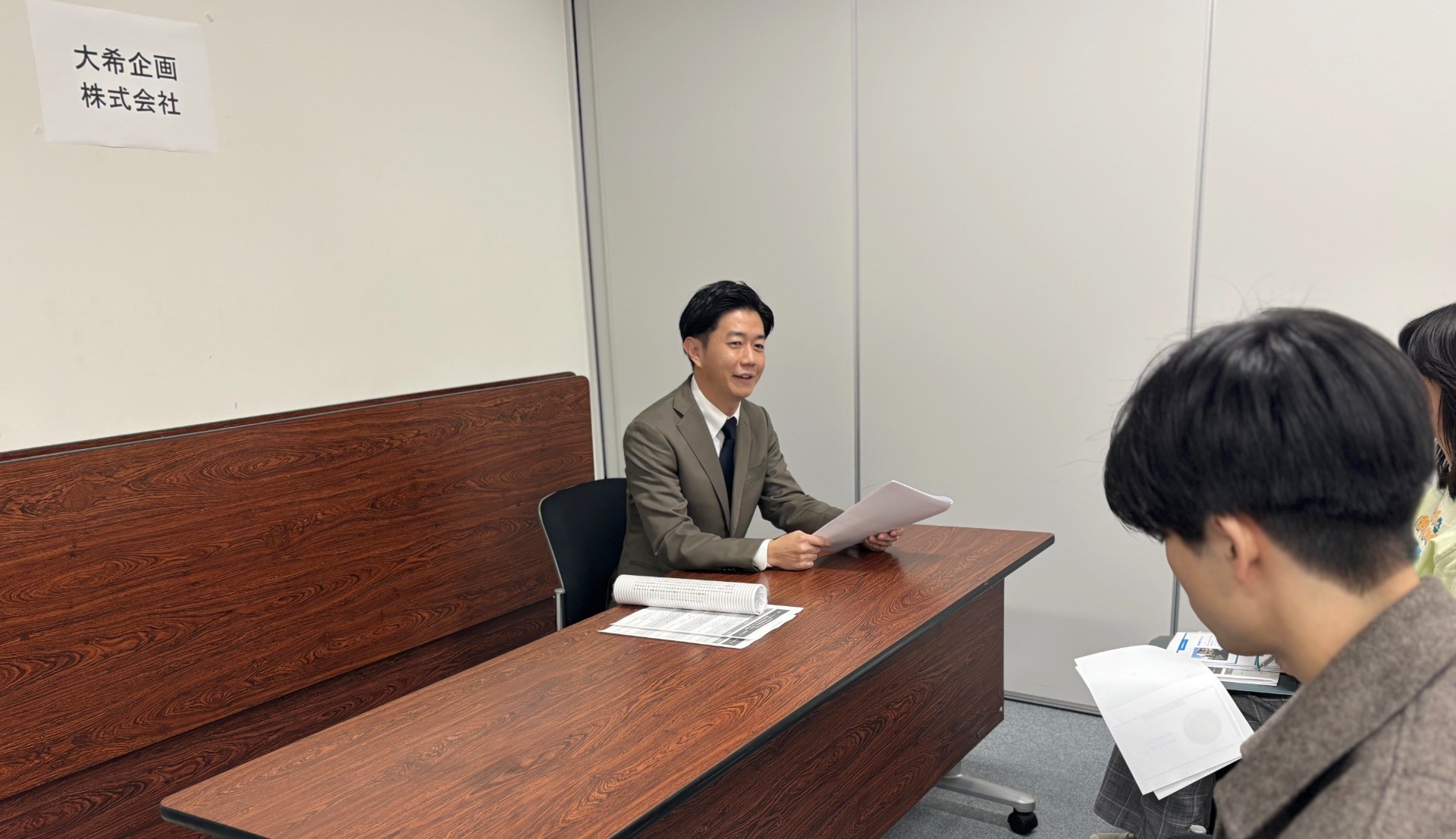 ab6b8f84902e799276a3246f95a9a027-1763553177.jpeg ab6b8f84902e799276a3246f95a9a027-1763553177.jpeg